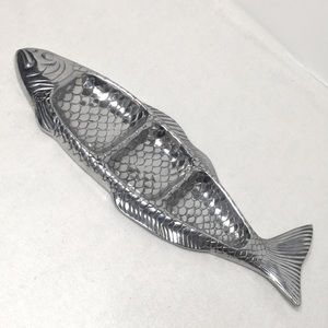 Silver tone salmon food platter